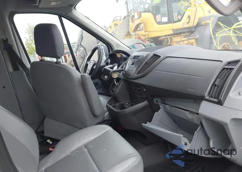 2015 Ford Transit T-250 z USA, uszkodzony, nr VIN 1FTNR2CM7FKA74888